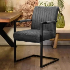 HUUS Eetkamerstoelen*Eetkamerstoel België met arml. – €179,- p.s (per 2 stuks)