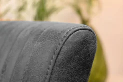 HUUS Eetkamerstoelen*Eetkamerstoel België met arml. – €179,- p.s (per 2 stuks)