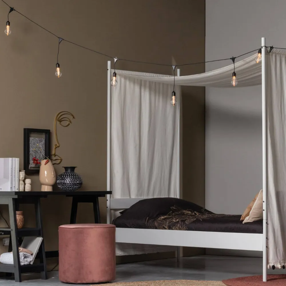 HUUS Poefen*Poef Sara